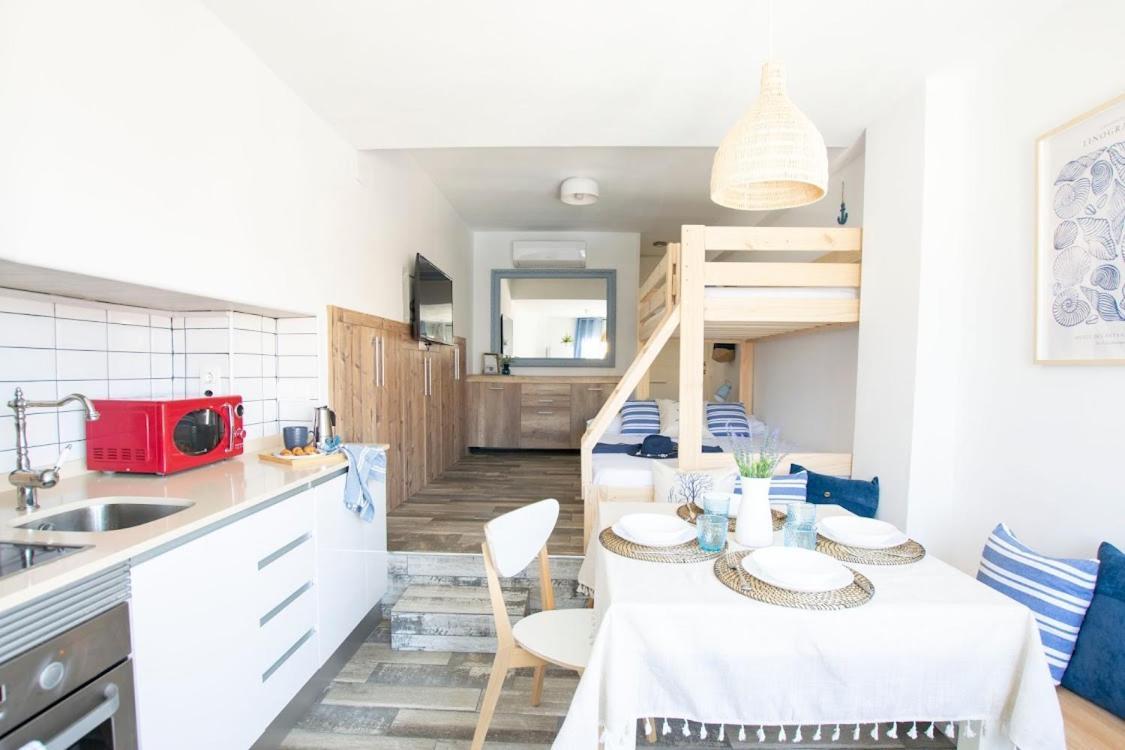 Apartbeach La Brisa Y Frente Playa Ла Пинеда Екстериор снимка